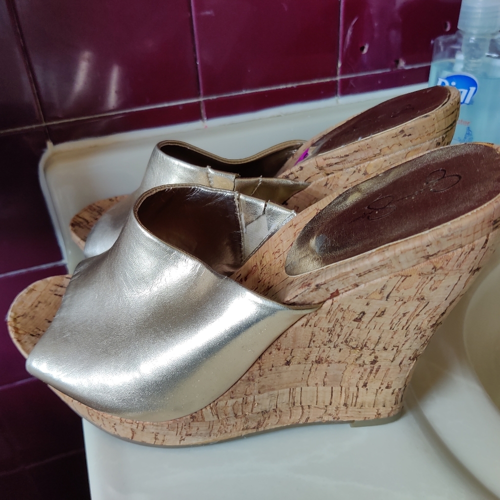 Rampage wedge